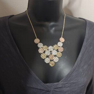 19 Inch Multi Tone Liz Claiborne Necklace